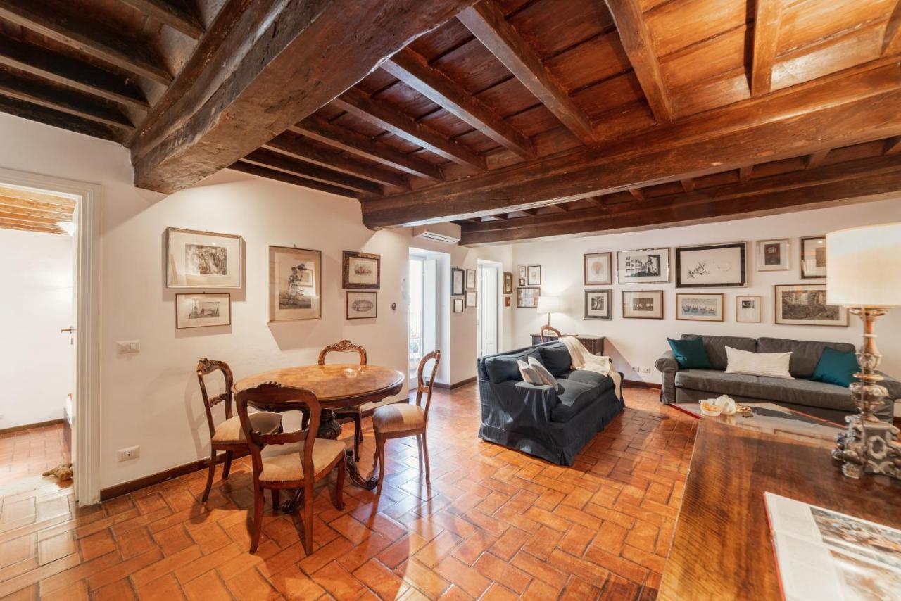 Domus Quiritum Charming, Appartamento D'Epoca A Campo De' Fiori Roma Eksteriør bilde