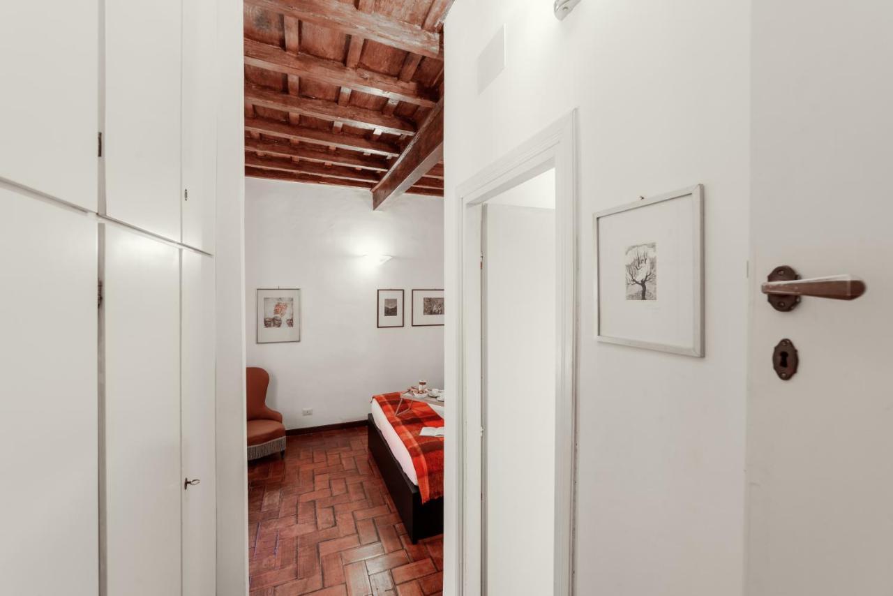 Domus Quiritum Charming, Appartamento D'Epoca A Campo De' Fiori Roma Eksteriør bilde