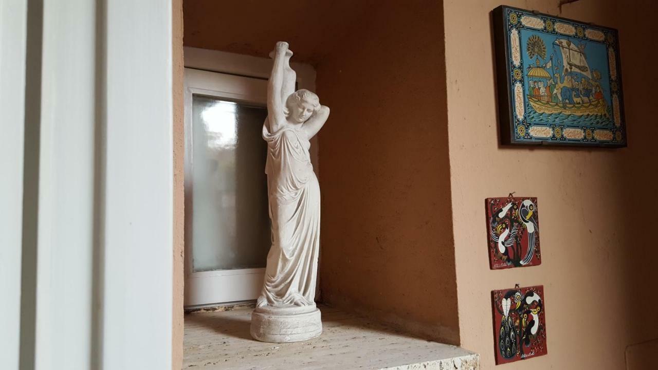 Domus Quiritum Charming, Appartamento D'Epoca A Campo De' Fiori Roma Eksteriør bilde